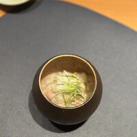 日本のイタリア料理店 sai - バターを使わずにオリーブオイルで炒めてあるリゾット。お陰で蛤の香りが引き立ってとても美味しかった。
