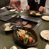 徳壽  - 焼肉王子が焼いてくれた！