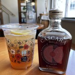 쓰리 피슈 커피 - 카스카라 소다