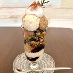 ファヴォリ - ティラミスパフェ