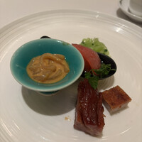 中国飯店 富麗華 - イカの塩辛は中国にもあるお