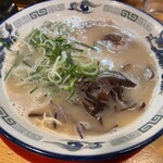 博多ラーメン まさきや - ラーメン 680円