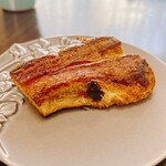 VOLLON - カルダモンデニッシュのかけら