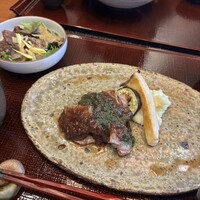 青山牛彩 - 