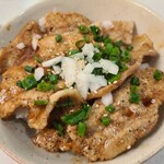 支那そば こてつ - 焼肉丼350円