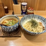 麺屋 しばた - ・七分目牛ホル麻辣つけ麺 950円/税込