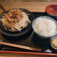 炭火焼肉寅二郎 - 