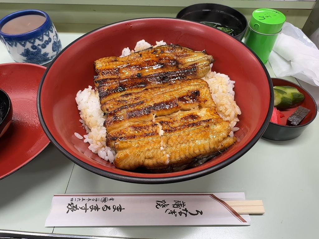 鯉 と うなぎ の まる ます 家