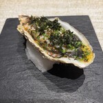 277324418 - 北海道サロマ湖の牡蠣、有明の海苔、芽ねぎ