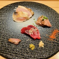 鮨と天草大王 天音 - 【写真⑦】天草大王(熊本県天草市)のももタタキ、ハツ、砂肝、白肝