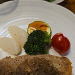 キッチン ブルー グローブ - 備え付け野菜のアップ