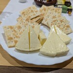 山の仙人 淳  - チーズクラッカー二人前！