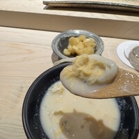 鮨 西崎 - 豆乳と鰹出汁、シラウオ、スプーン上げ