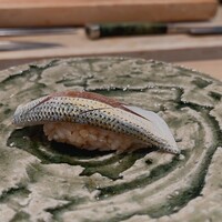 梅田 鮨 よこ田 - 