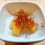 東京亭 - つきだし（かずのこ）