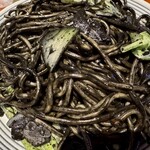 ひとし 石敢當店 - イカスミ焼きそば