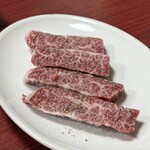 焼肉幸泉 - 上ハラミ塩