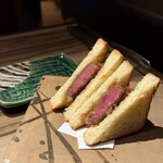 銀座焼肉 にく﨑 - 