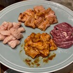 炭火焼肉ホルモンさわいし - 