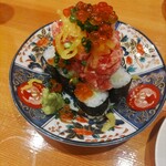 さけみ - いくらのせとろたくあて巻き　1200円