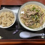 具志堅そば屋 - 料理写真: