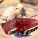 道後 海舟 - お造り３。 伊予灘の神径〆穴子の炙りと愛南町のカツオ。 アナゴの造り、脂がたっぷり。 炙りカツオは言わずもがなです。 刺し身軍団が見せつけてくれやがります。