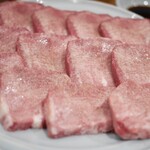 炭火焼肉ホルモンさわいし - タン