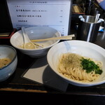 丿貫 - 浅利のあえ玉着丼