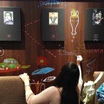 ギンザ ラクガキ - らくがきは書けるとこならどこでもOKです。