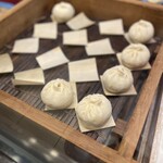 551蓬莱 - 手際よくできていく
