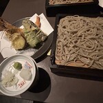 青山 川上庵 - いやぁ、そばも上手くて、おかわりしちゃいました。