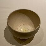 レストラン オオツ - クロモジのシャーベット 小美玉ヨーグルトのババ ロア レモンオイル