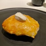 レストラン オオツ - 香箱蟹のパイ包み焼き