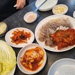 훼미리 손칼국수보쌈 - 