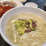 훼미리 손칼국수보쌈 - 