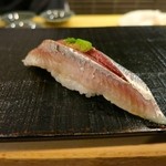 鮨 波やし - ［７回目］鰯の握り