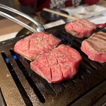 焼肉ダイニング MEGUMI - 焼き始め