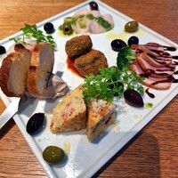 ウォルプタス 東京駅グランルーフ店 - 