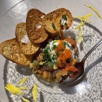 キハチ 青山本店 - マグロとアボカドのタルタル