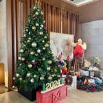 日本平ホテル - クリスマス仕様のロビー