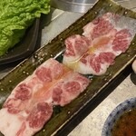 なんば黒毛和牛焼肉 霞 - 