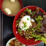 四季彩館 大昇 - 温玉カルビ丼