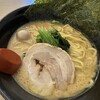 横浜家系ラーメン 赤家 巣鴨店
