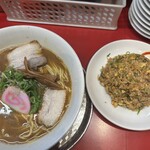 丸高中華そば 神戸二宮 二宮店 - 