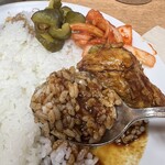 デリー 上野店 - スーパーのレトルトより断然香り高い。