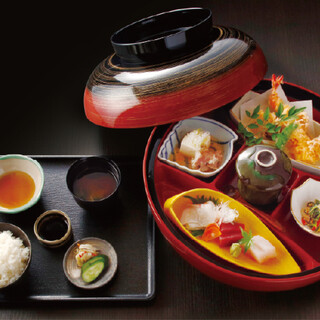 目で舌で、五感で味わう真心こもったお料理の数々