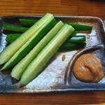 炭火焼鳥中村屋 - もろきゅう