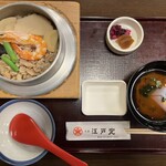 江戸前うなぎ 釜めし 江戸定 - 2024.12.21 (土)    五目釜めし　1500円（税込）