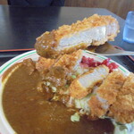 お食事処 湯の丸 - トンカツの厚みもある