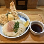 讃岐うどん　志成 - 